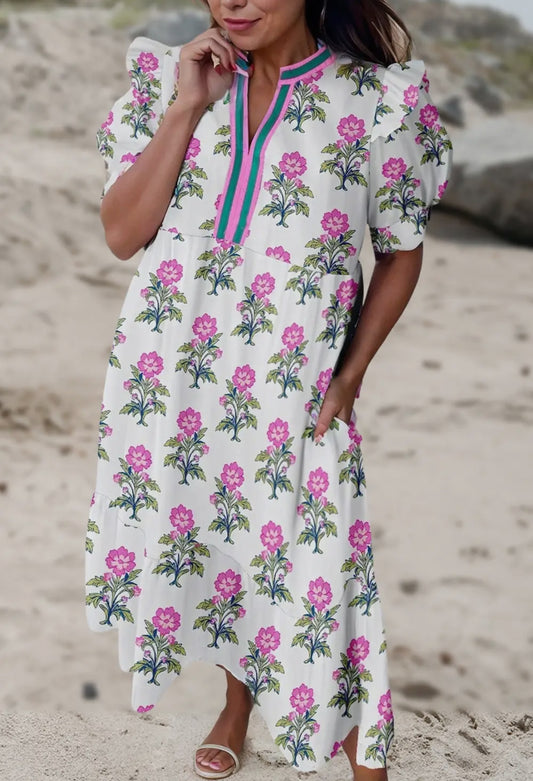 Floral with Pink Trim Dress in Curves