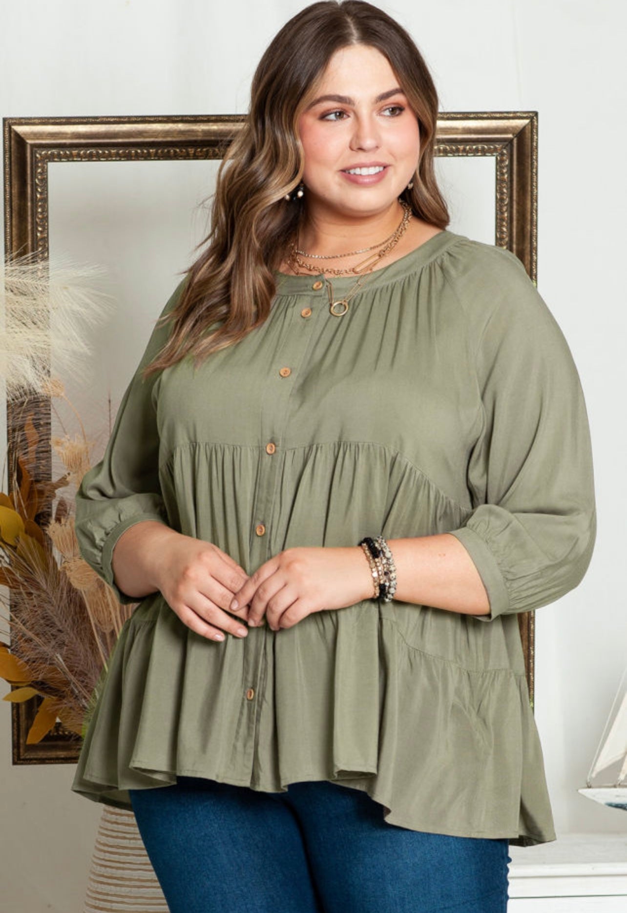 Molly Olive Babydoll Top in Curves